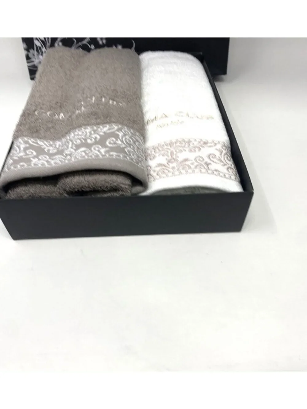 Korean Coma Club Decorative 2 Hand Towels White Grey Embroidered
